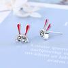 Arete de Botón para Mujer Estilo Coreano Estilo Mori Dulce Conejo Blanco Arete de Oreja Elegante Luna Curvada Joyería para la Oreja Arete de Botón