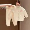 Chaqueta de Algodón para Bebé Otoño e Invierno Acolchada Grosor Medio Ropa de Algodón para Bebé 40g Ropa de Algodón para Recién Nacido Conjunto de Pantalones de Cintura Alta Ropa Exterior Top