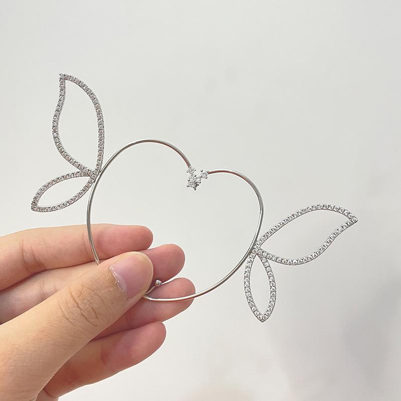 O1CN01YYp1rb1FO3Irv8XrA_!!3380