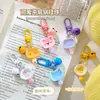 Llavero de sartén de dibujos animados, accesorio para el pelo de osito y gatito lindo y suave, llavero divertido de utensilio de cocina realista