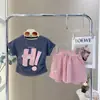 Conjunto Infantil 2025 Novo Verão Casual Estampado Conjunto Manga Curta Shorts Moda Infantil Duas Peças Conjunto Fashion