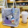 Llavero auténtico de Doraemon con diseño de experto deportivo, colgante creativo de mochila escolar con dibujo de coche, regalo pequeño para pareja, venta al por mayor