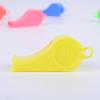 Fábrica de explosivos Amazon direto de plástico colorido apito de alegria atividade presente apito brinquedos infantis