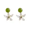 Brincos Verdes Floridos de Verão Clareadores para Mulheres, Design de Nicho, Estilo Floresta, Brincos Versáteis de Verão Que Fazem o Rosto Parecer Menor
