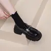 Sapatos de Couro Pequenos Estilo Britânico para Mulheres 2025 Outono Novos Mocassins de Sola Grossa Antiderrapante Bico Redondo Sapatos Slip-On Ins