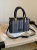 Bolso de Mano Moderno para el Trabajo, Colorido Tejido Primavera/Verano Elegante Nuevo Modelo 2026, Bolso Cubo Color-Block para Vacaciones para Mujeres