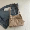 Bolso de mano Niche Commuter con lazo para mujer, novedad de 2024, hermoso bolso de hombro de gran capacidad, bolso de cubo portátil de moda para mujer.