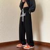 Pantalones deportivos casuales de algodón con bordados estilo Hong Kong
