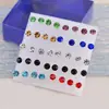 Una Caja de Pendientes de Plástico con Strass para Perforación de Oreja, Adecuados para Hombres y Mujeres, Estilo Coreano, Pendientes Pequeños Elegantes, Joyería para Toda la Oreja, Barras para Oreja 2026