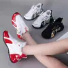 Sapatos de Viagem Masculinos de Couro Impermeáveis Antiderrapantes de Alta Qualidade Sapatos Casuais Esportivos Masculinos Versáteis da Moda Sapatos da Moda