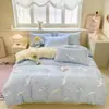 HelloKitty Kulomi Algodón Lavado Juego de Cuatro Piezas Sanrio Sábana Lijada Funda de Edredón Juego de Tres Piezas para Estudiantes