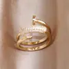 Anillo Abierto de Tres Anillos para Uña con Circonita Micro-Pavimentado, Diseño de Nicho Personalizado, Anillo de Lujo Accesible para Mujeres, Lujo Accesible, Sensación de Alta Gama