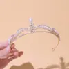 Tiara de Coroa de Noiva 2024 Novos Acessórios de Casamento Strass Pérola Decoração de 18º Aniversário Coroa Acessório de Cabelo para Performance