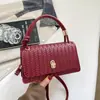 Otoño 2026 Bolso Pequeño Cuadrado Tejido de Lujo Ligero Francés para Mujer Bolso de Mano con Diseño Retorcido Bolso Pequeño Cruzado de Hombro Texturizado