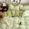 Juego de Cuatro Piezas de Terciopelo de Leche de Alta Densidad, Estilo Ins Sábana Plana y Sábana Ajustable de Terciopelo para Bebé de Doble Color, Engrosado y Cálido para Otoño e Invierno