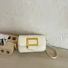 Bolso de mujer de alta gama 2026 verano nuevo bolso de hombro para el trabajo, bolso de hombro cruzado de diseño de nicho moderno y simple