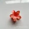 Popular Presilha de Cabelo Degradê de Plumeria Transfronteiriça, Mais Vendida para Férias, Presilha de Cabelo Meio Preso, Acessório de Cabelo para Coque na Parte de Trás da Cabeça, Presilha de Tubarão