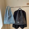 Bolso de mezclilla casual de gran capacidad para mujer 2025 Nuevo ligero para combinar con todo para ir al trabajo, bolso de hombro, bolso tote de estilo casual