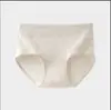 Ropa interior de algodón puro clase a para mujer, antibacteriana, 100% algodón, entrepierna extendida, tiro medio, tangas sin costuras, nuevo modelo 2026 al por mayor