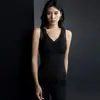 Colete Térmico de Seda de Amora Outono/Inverno para Mulheres com Sutiã Integrado Decote V Renda Escovado Alta Elasticidade Modelador de Corpo Roupa Térmica Top