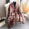 Elegante y versátil accesorio de cheongsam de alta gama para otoño e invierno: chal exterior cálido y grueso para mujer con diseño abotonado, adecuado para sesiones de fotos