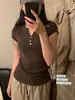 Gola Henley três botões decote V pequeno manga curta feminina verão fino slim fit mostrar-magro camada base top estilo básico para ir ao trabalho camiseta
