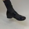 Zapatos de mujer de tacón grueso retro 2026 primavera y otoño nuevos versátiles de punta redonda con corte lateral poco profundo zapatos de ballet Mary Jane para combinar con faldas