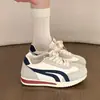 Zapatillas de entrenamiento alemanas de suela gruesa para mujer, zapatillas blancas, nuevos estilos de verano 2026, versátiles y populares, ligeras, zapatillas casuales