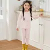 Novo Modelo 2026 Conjunto de Roupa Íntima Térmica Antibacteriana 10A para Meninas, Blusas e Calças de Outono, Algodão Puro, Design Fofo de Desenho Animado, Absorvente de Suor
