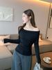 Camiseta Preta Off-the-Shoulder, Costas Nuas, Manga Longa para Mulheres, Look Outono 2026, Top Base Skinny Vazado