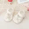 Sapatos e Meias de Bebê para Primavera e Verão, Meias Antiderrapantes para Bebê, Sapatos Pré-Caminhada com Solado Macio, Sapatos para Crianças Pequenas, Sapatos de Algodão para Bebês, Sandálias com Laço