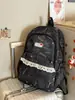 Mochila escolar para estudiantes de secundaria femeninas, mochila decorativa con adornos de encaje para niñas, bolsa ligera casual de doble hombro, protectora de la columna vertebral y reductora de carga