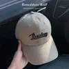 Boné de Baseball Grande Cabeça Estilo Coreano 2025 para Homens e Mulheres Casal Rosto Largo Pequeno Boné de Letra Versátil Tendência