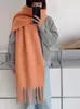Bufanda de Mohair de Color Puro Estilo Coreano para Mujer Invierno Engrosada con Borlas Bufanda Cálida Chal Bufanda Extendida Integrada