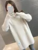 Suéter de mujer de longitud media que cubre las caderas, colección otoño e invierno 2026, engrosado, adecuado para mujeres petite, elegante vestido base para combinar con un abrigo