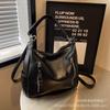 Bolsa Grande Feminina Elegante Retro da Moda 2023 Nova Tendência Estilo Ocidental Bolsa de Ombro Grande Capacidade Bolsa Mensageiro para o Dia a Dia