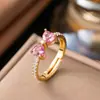 Anel Moderno Transfronteiriço com Micro Zircônia Inlaid para Mulheres, Anel de Dedo Indicador de Luxo Leve da Moda para Mulheres, Anel Aberto Ajustável