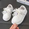 Tenis de Dibujos Animados para Niñas Nueva Colección Primavera-Verano 2026 Zapatos Casuales Versátiles de Moda para Niños Mayores Zapatillas de Correr de Suela Suave