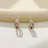 Nuevos Pendientes de Zirconia Estilo Francés 2026, Versátiles para el Uso Diario, Lujo Ligero con un Toque de Alta Gama, Pendientes de Aro en Forma de C, Estilo de Nicho
