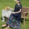 Elegante y moderno vestido de noche de algodón y seda de verano nuevo para madres de mediana edad y mayores, elegante vestido casual holgado para el hogar para mujer