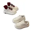 Tenis Blancos de Suela Gruesa para Mujer, Nuevos Versátiles de Plataforma Deportivos Casuales Primavera y Otoño 2026, Tenis con Cordones Ligeros que Aumentan la Altura