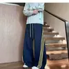 Pantalones deportivos de tres rayas con diseño retro americano para hombre, moda urbana, deportivos, holgados, versátiles, pantalones largos casuales para hombre