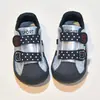 Tênis de Lona Infantis Estilo Doce e Menina Desenho Animado 2026 Outono Nova Chegada Velcro Desenho Animado Sapatos Brancos Sola Macia Sapatos Individuais Tendência
