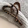 Vibe de Primavera Estilo Coreano, Presilha de Cabelo Amarelo Ganso com Bolinhas de Morango, Presilha Jacaré para Penteados, Acessório de Cabelo Versátil e Estiloso