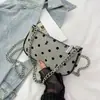 Bolso de Lunares de Nicho Transfronterizo para Mujer 2025 Nuevo Bolso Cruzado Versátil Bolso de Hombro con Cadena de Moda Bolso Cuadrado Pequeño para Debajo del Brazo