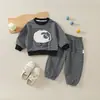 Conjunto de Dos Piezas Rayado de Primavera y Otoño para Niños Conjunto con Sudadera con Aplicación de Oveja 3D para Niños Conjunto Casual para Niños Pequeños