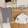 Conjunto de Punto para Niña Otoño Nueva Colección Elegante Beige Bebé Cárdigan con Volantes Gris Pantalones Acampanados de Puntos