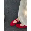 Sapatos Mary Jane ficam bons boca rasa sapatos de salto único femininos saia com novo 2025 vermelho absolutamente lindo camurça com fundo plano de uma tira gigante