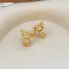 ¡Pavimento Brillante! Aretes de Clip Mariposa con Circonita Chapados en Oro Real de 18k Estilo Francés de Lujo Ligero Pendientes de Nicho Venta al por Mayor