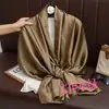 Bufanda larga de satén de brocado de color liso, ligera y transpirable, popular estilo coreano, moderna y versátil, con un toque de alta gama, adecuada para bodas, chal para mujer, en stock